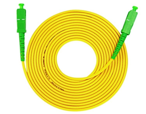 Modo único G657A SC UPC APC Cordón de parche de fibra óptica para redes FTTH interiores y exteriores