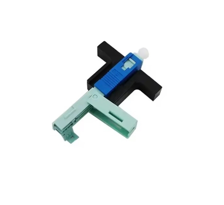 SC Conector rápido Mariposa para el mercado FTTH Cables de caída de fibra óptica Pérdida de retorno de 50 dB