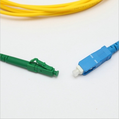 Cordón de parche SC-SC 3m longitud ≤0.3dB Pérdida de inserción adecuado para ambientes de -40-70°C