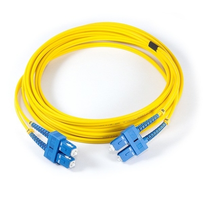 Fibra óptica Jumper G657a2 Cordón de parche de modo único con conector SC FC ST LC tipo UPC