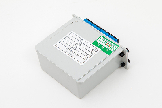 Transmisión de señales de fibra PLC Splitter 1x16 LGX SC APC UPC para la solución de ahorro de espacio