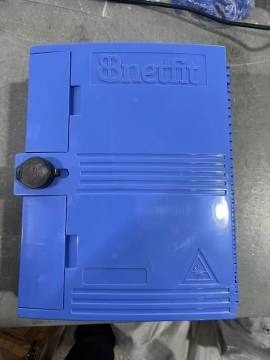 300*245*100 mm Mini Tipo Splitter FDB para el sistema de fibra de distribución FTTH en Indonesia